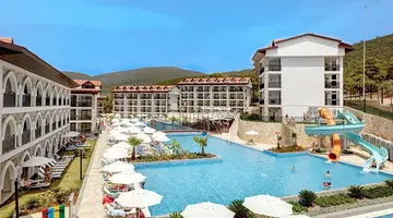 Ramada Resort Akbuk