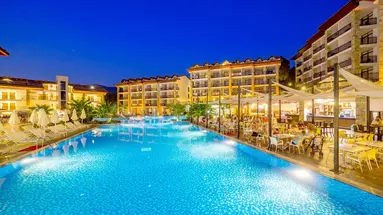 Ramada Resort Akbuk