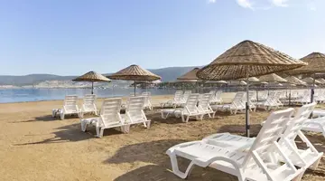 Ramada Resort by Wyndham Akbuk