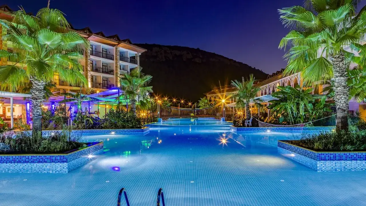Ramada Resort by Wyndham Akbuk