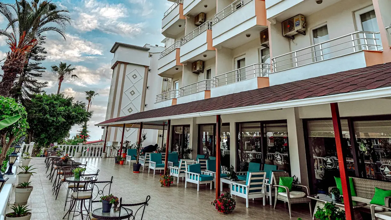 Ramira Beach Hotel