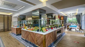 RAMIRA BEACH HOTEL
