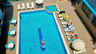Ramira Kleopatra Hotel