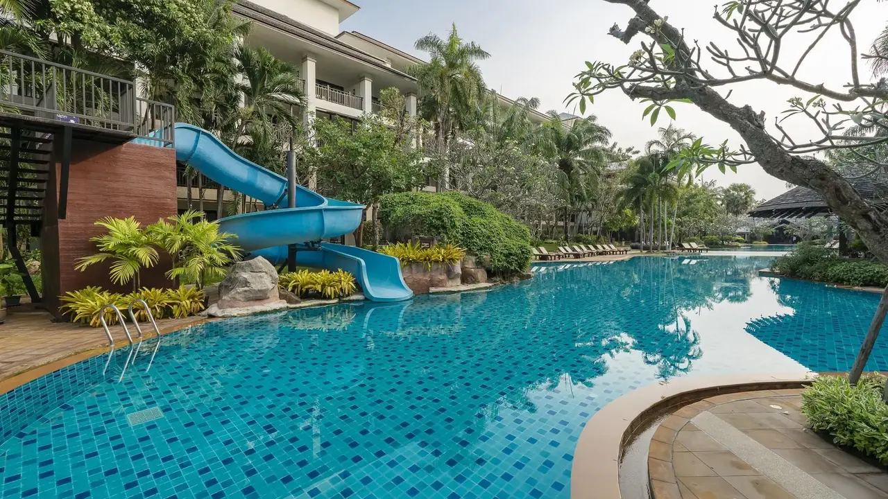 RAVINDRA BEACH RESORT AND SPA
