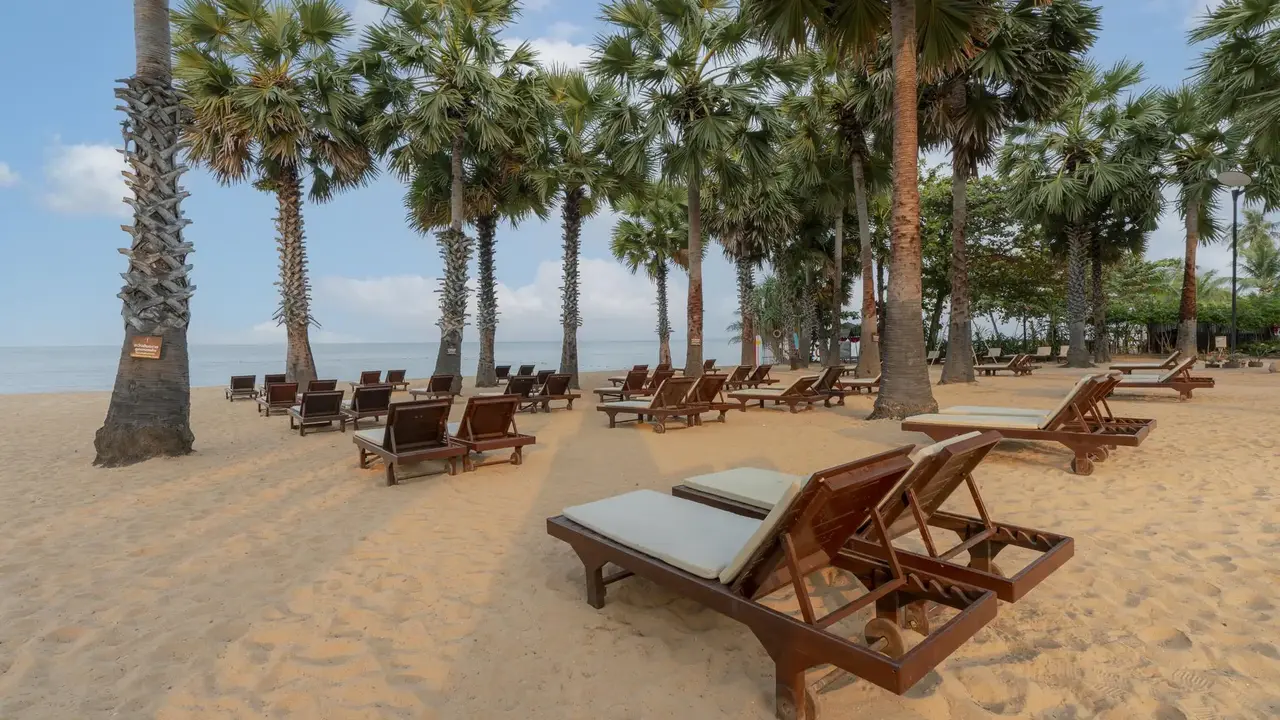 RAVINDRA BEACH RESORT AND SPA