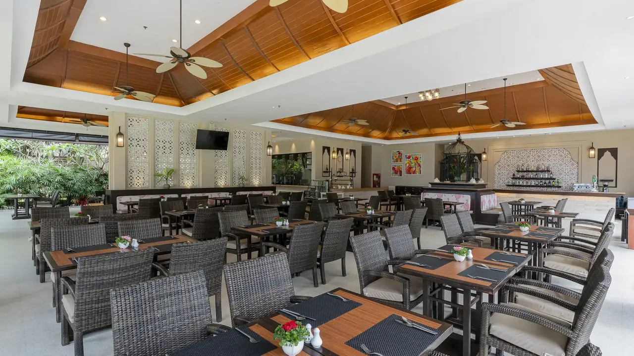 RAVINDRA BEACH RESORT AND SPA