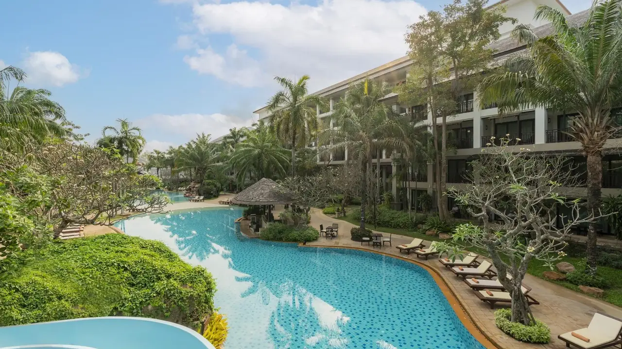 RAVINDRA BEACH RESORT AND SPA