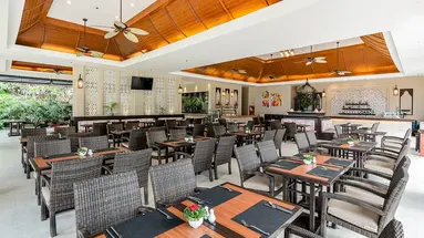 Ravindra Beach Resort & Spa 