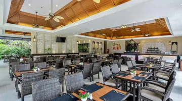 Ravindra Beach Resort & Spa