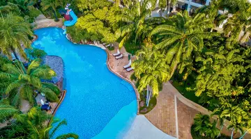 Ravindra Beach Resort & Spa