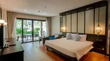 Ravindra Beach Resort & Spa