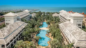 Ravindra Beach Resort & Spa