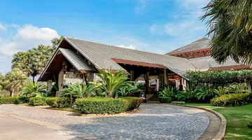 Ravindra Beach Resort & Spa