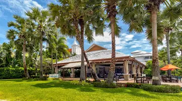 Ravindra Beach Resort & Spa