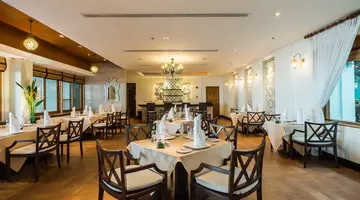 RAVINDRA BEACH RESORT & SPA