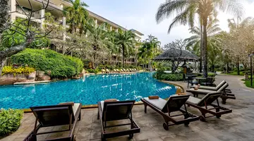 Ravindra Beach Resort & Spa