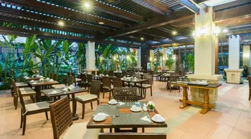 Ravindra Beach Resort & Spa