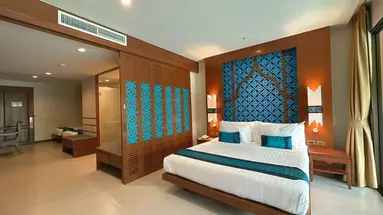 RAWAI PALM BEACH RESORT