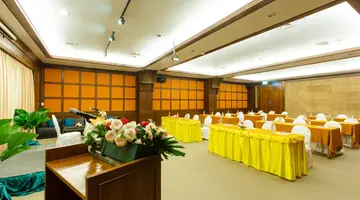 RAWAI PALM BEACH RESORT