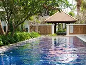 Rawi Warin Resort & Spa