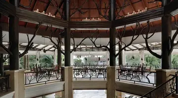 Rawi Warin Resort & Spa