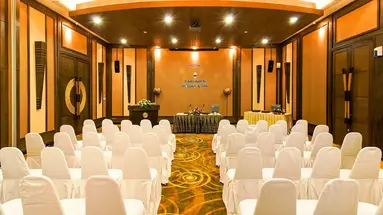 Rawi Warin Resort & Spa