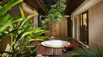 Rawi Warin Resort & Spa