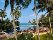 Rawi Warin Resort & Spa