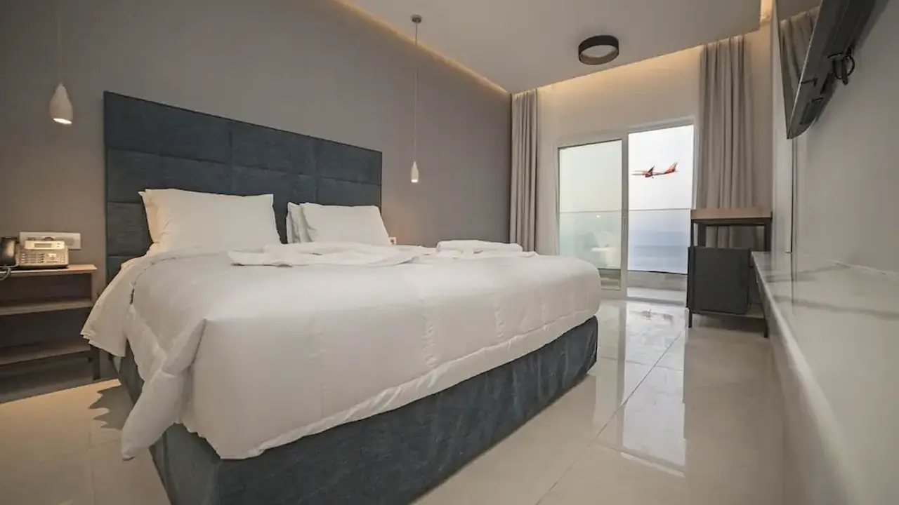 Ray Hotel Corfu