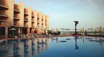 Real Marina Hotel & Spa