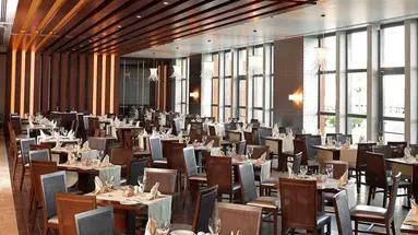 Real Marina Hotel & Spa