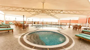 RED CASTLE HOTEL