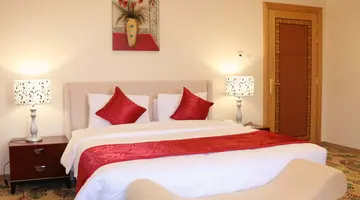 RED CASTLE HOTEL