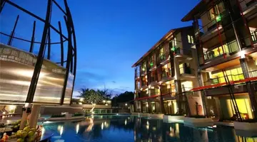 RED GINGER CHIC RESORT