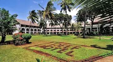 Reef Hotel