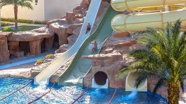 Reef Oasis Beach Resort