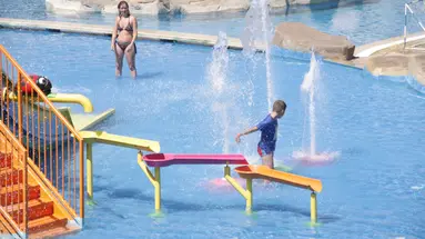 REEF OASIS BEACH RESORT