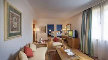 REEF OASIS BEACH RESORT