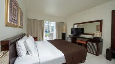 REEF OASIS BEACH RESORT