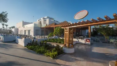 REEF OASIS BEACH RESORT