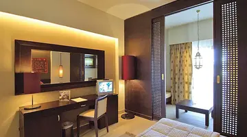 Reef Oasis Beach Resort