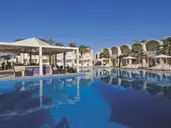 Reef Oasis Beach Resort