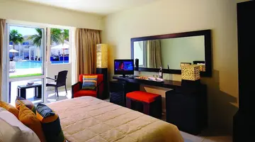 Reef Oasis Beach Resort