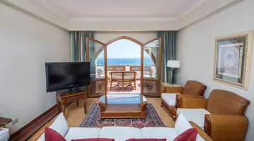 REEF OASIS BEACH RESORT