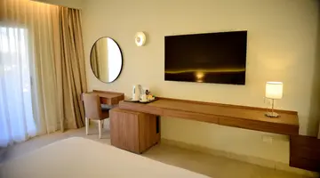 REEF OASIS BEACH RESORT