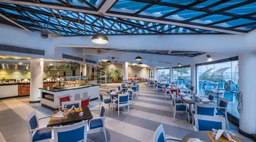 REEF OASIS BLUE BAY RESORT & SPA