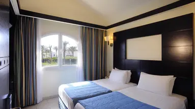 REEF OASIS BLUE BAY RESORT & SPA
