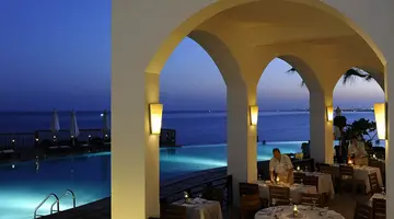 REEF OASIS BLUE BAY RESORT & SPA