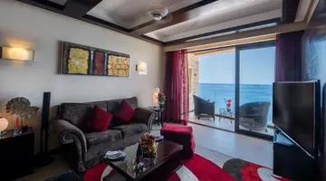 REEF OASIS BLUE BAY RESORT & SPA