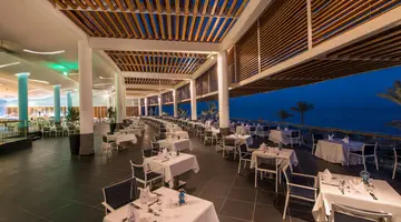 REEF OASIS BLUE BAY RESORT & SPA